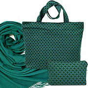 Набор подарочный Матильда : Сумка с подкладкой и молнией (широкая) 31х42 см, гобелен + Палантин Нежность - Благородный изумруд цвет 41 размер 65х185 см (Шерсть 25%, Вискоза 45%, Акрил 30%) + Косметичка на молнии гобелен 14х20 см