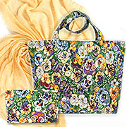 Набор подарочный Виола: Сумка с подкладкой и молнией (широкая) Виола 31х42 см, гобелен +Косметичка на молнии гобелен (в ассортименте) Виола 14х20 см + Палантин Бриз №45 (абрикосовый щербет) 92х180 см (Хлопок 100%)