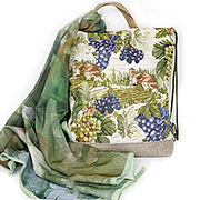 Набор подарочный Виноградники Прованса, гобелен: Сумка-рюкзак 37x40x10 см +/- 2 см+Платок Цветочная опера 117х117 см